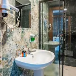 Royal Nest Hotel