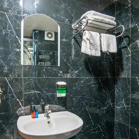 Royal Nest Hotel