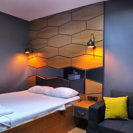 Hotel Royal Nest *